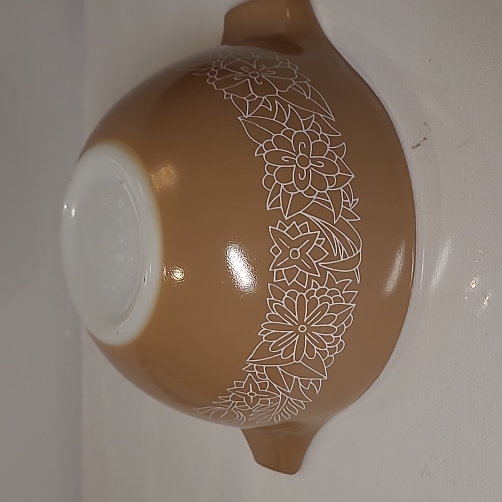 Vintage Pyrex woodland 441-750ml Cinderella nesting mixing bowl